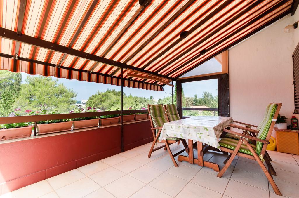 Apartment Bozena Punat Exterior photo
