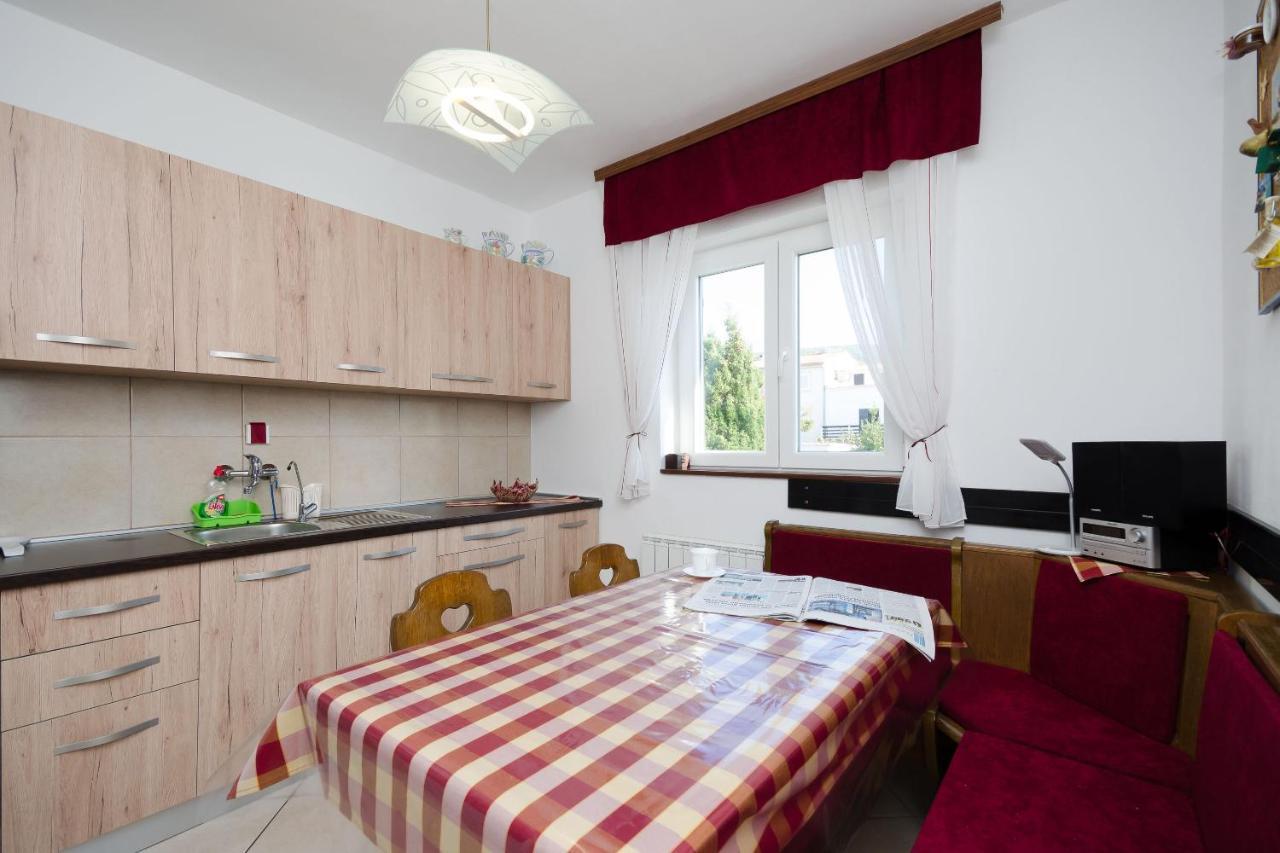 Apartment Bozena Punat Exterior photo